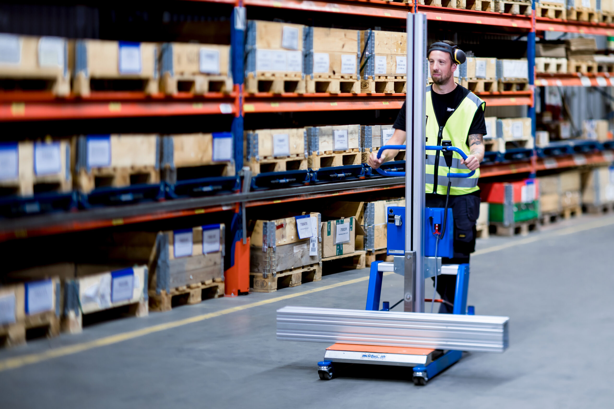 RS1505_Pronomic_Lift&Drive-175P_platform_SE22_003